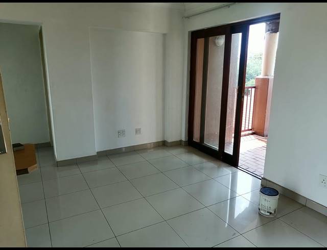 1 bed property to rent in WINCHESTER HILLS